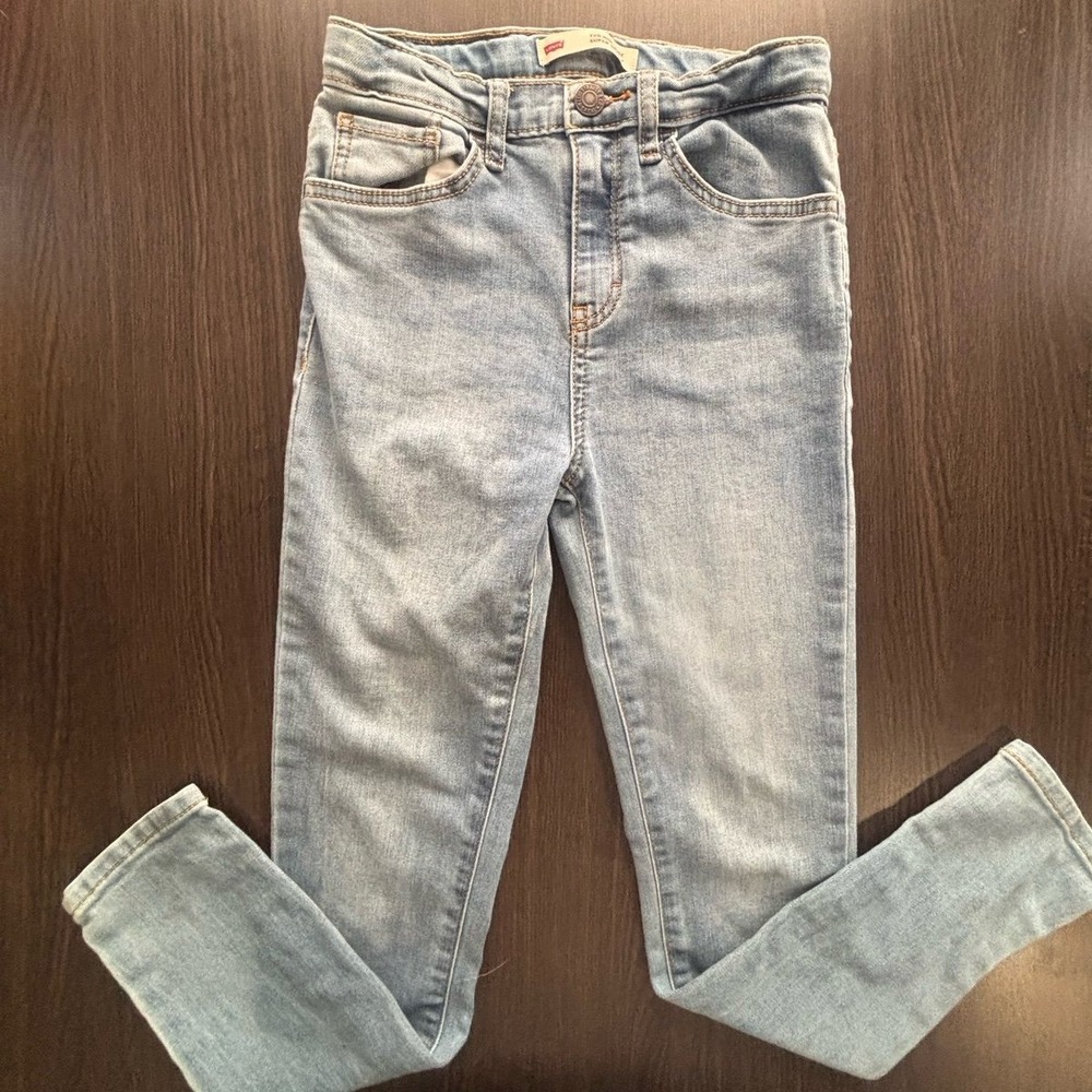 Levi's 720 High Rise Super Skinny Light Wash Jeans